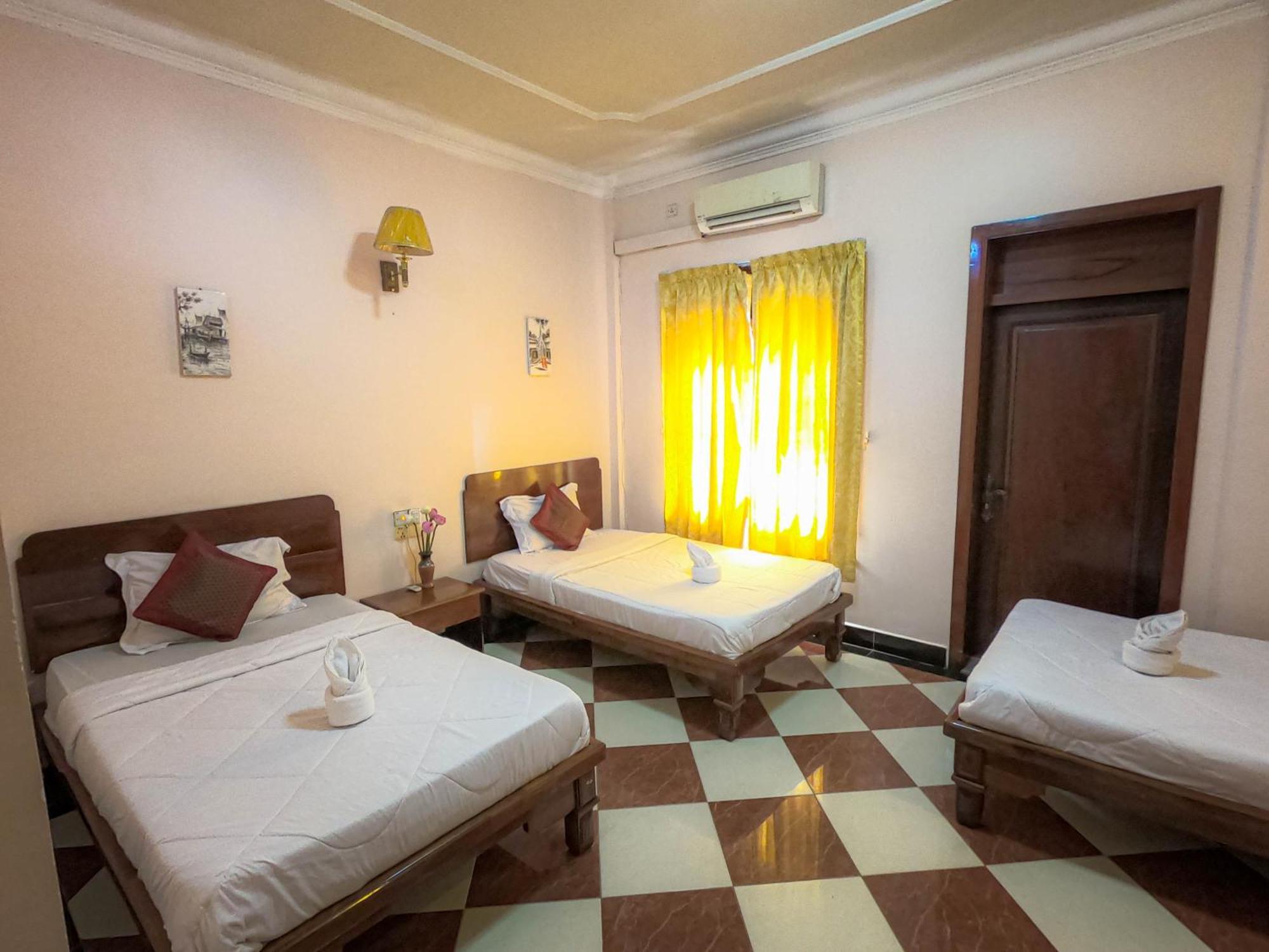 Nawin Palace Guesthouse Phnom Penh Extérieur photo