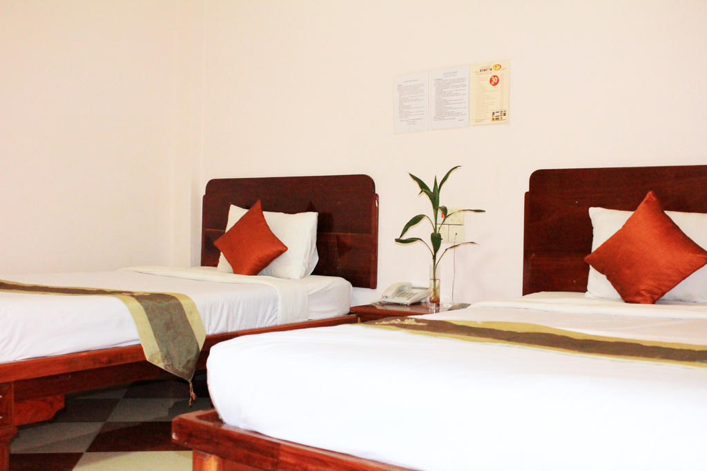 Nawin Palace Guesthouse Phnom Penh Extérieur photo