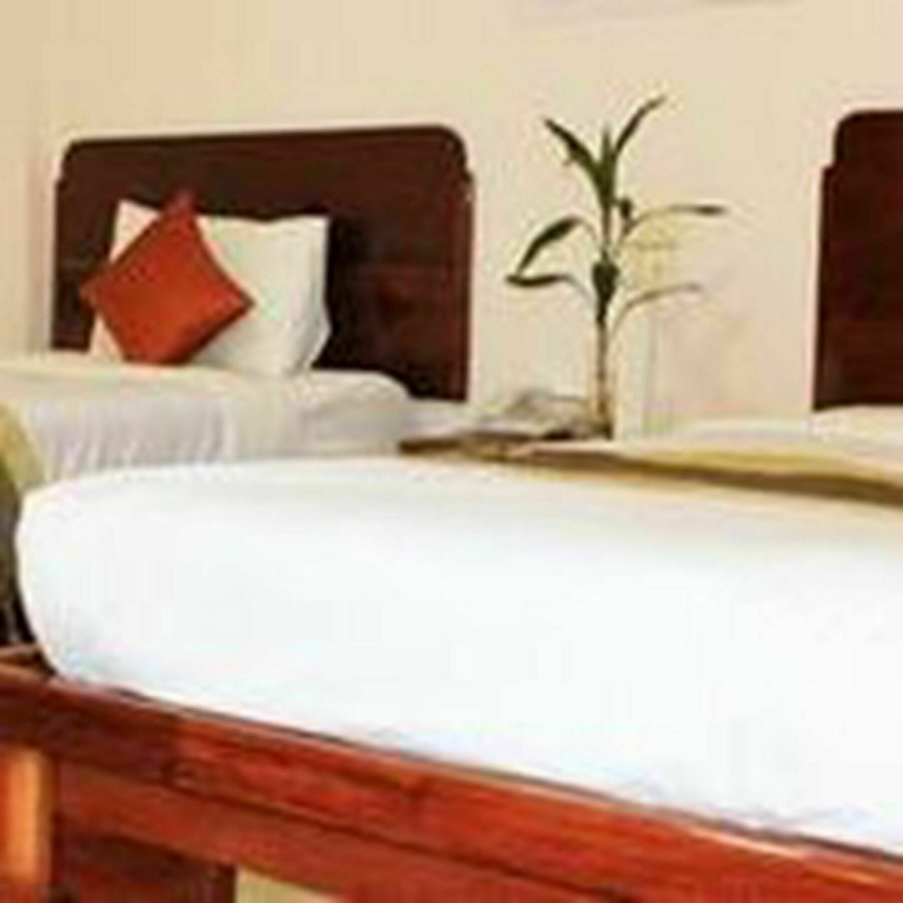 Nawin Palace Guesthouse Phnom Penh Extérieur photo